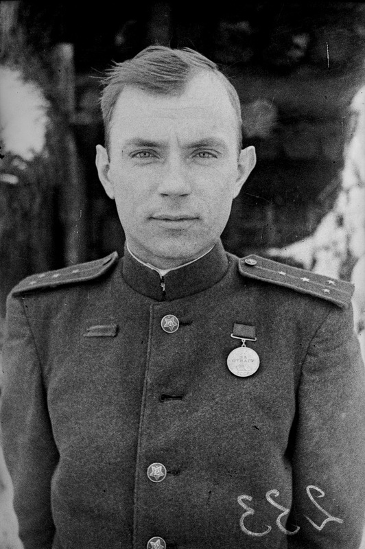 Kapten Kolmer, 925. Laskurpolgu staabiülema 1. abi.