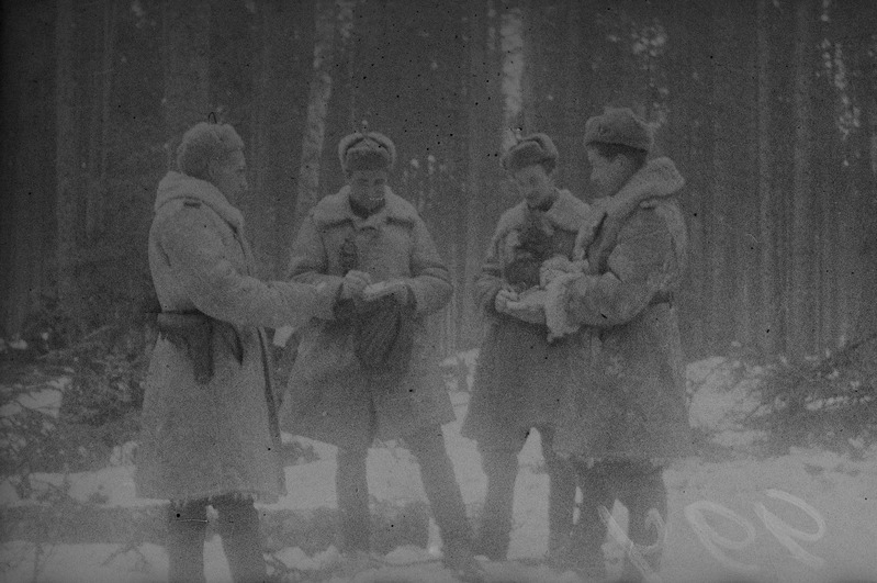 8. Eesti Laskurkorpus. Vasakult: major Kurme, kapten Millert, Essenov, Allas