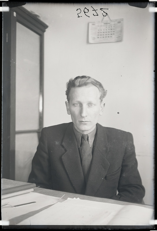 Eesti NSV Riikliku Ajaloomuuseumi teaduslik sekretär Peet Sillaots.