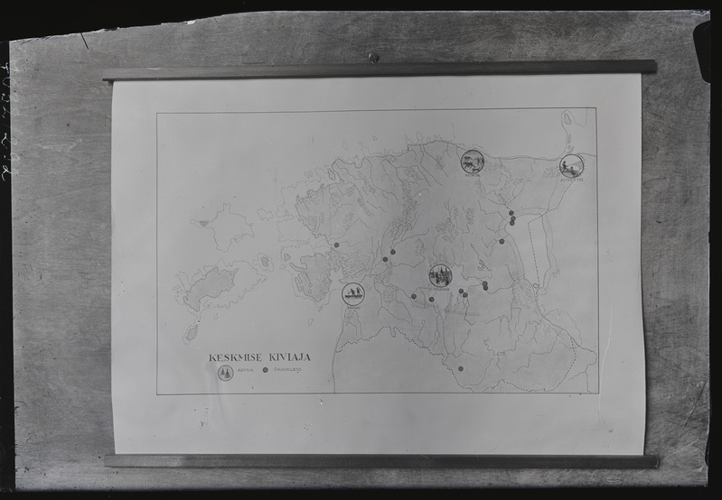 Kaart. Kesmise kiviaja asulad ja üksikleiud.