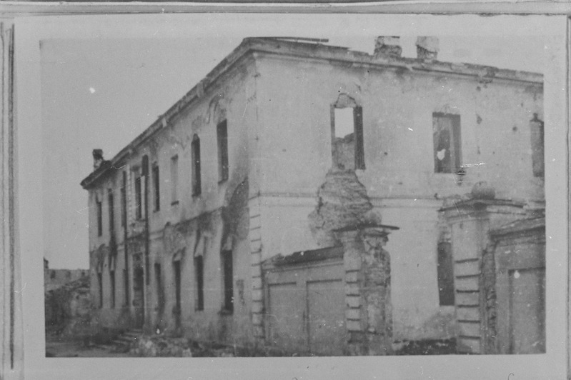 Narva sõjapurustused. Maja Rahu tänav 19