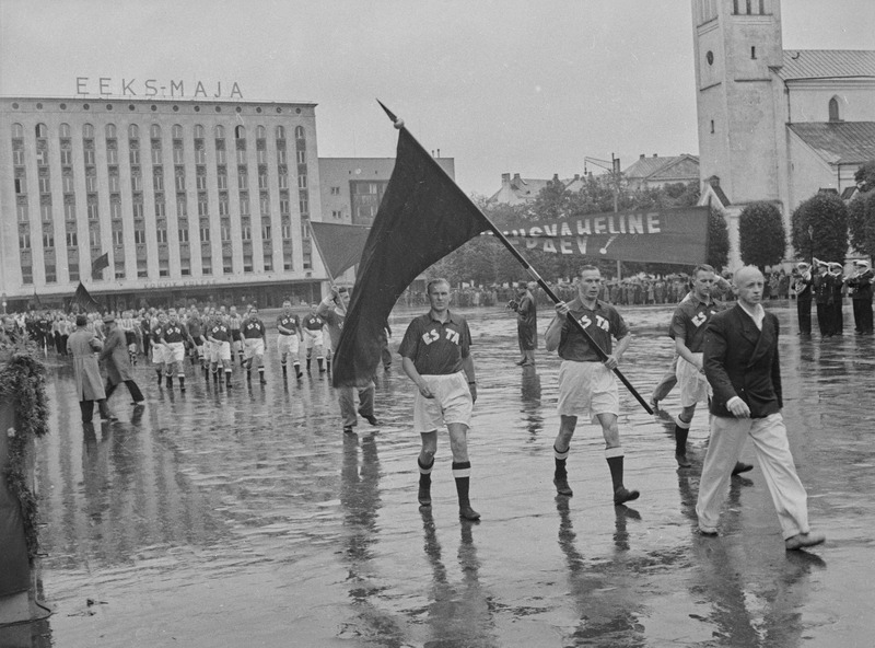 Demonstratsioon 24. Rahvusvahelise noosrsoopäeva puhul.