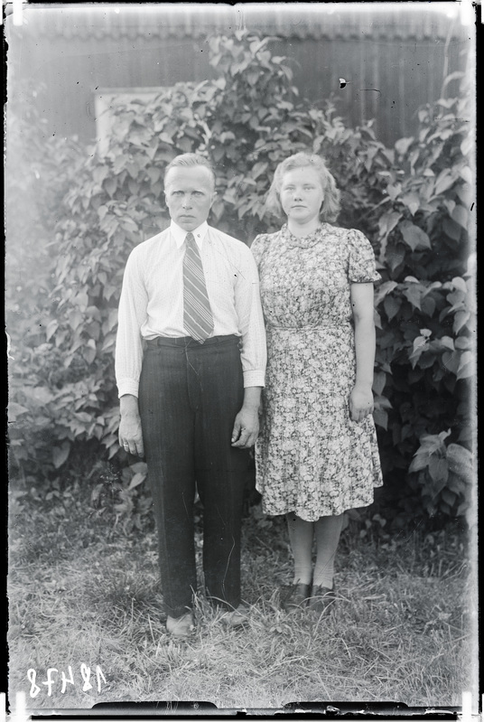 Otto ja Helmi Reimer (Hans Reimeri poeg ja minia) Uuetoa talu pererahvas.