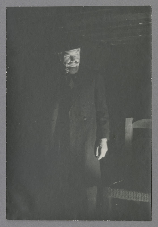 Fotod lavastusest " Otto Almari nägemus"
