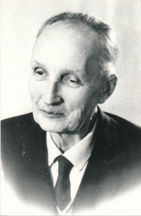 Aleksander Loorits, Holstre ajaloo uurija; 1975, fotokoopia, Viljandi Muuseum VM VMF 334:111 F