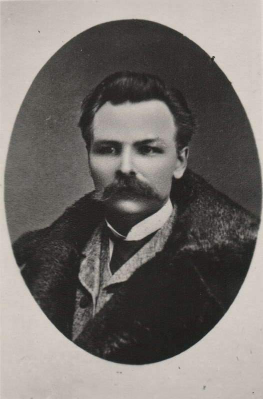 Ado Grenzstein, rinnaportree.