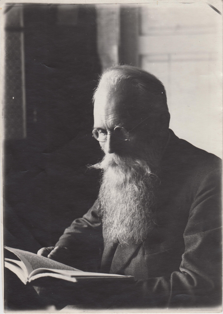 Ernst Särgava-Peterson.