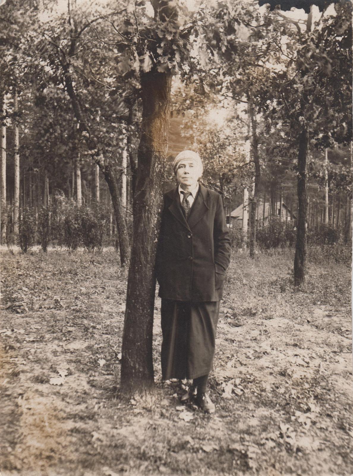 Johanson, Hilda - C. R. Jakobsoni õe Natalie tütar.