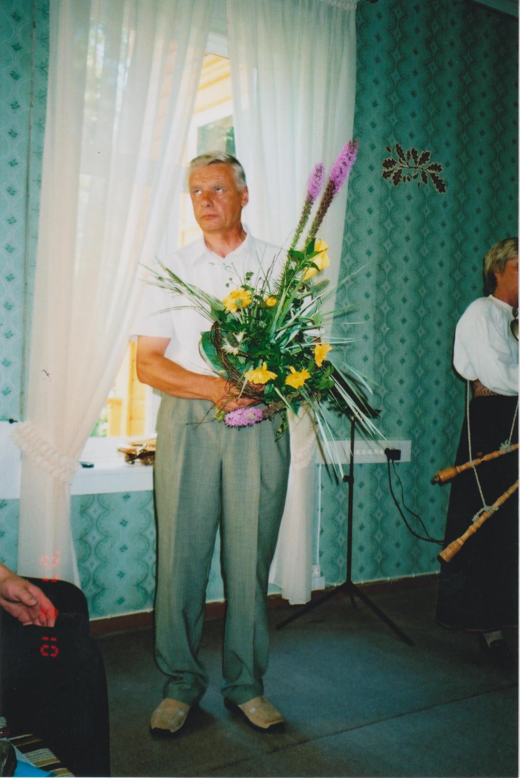 C. R. Jakobsoni preemia andmine 2007. a. Madis Padarile, Tiia Schönile, Karmo Jürjenile.