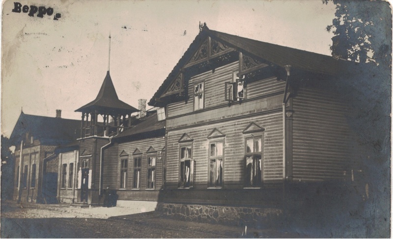 Foto. Kandle Seltsi maja.