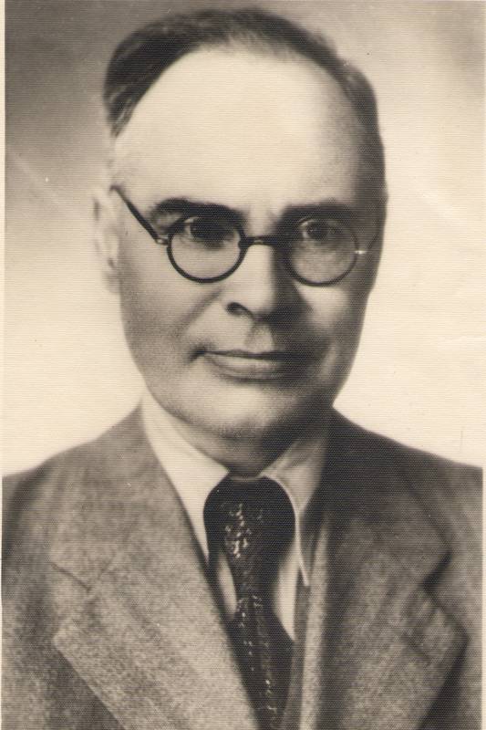 Foto. CYRILLIUS KREEK (helilooja).