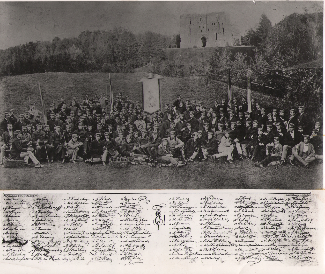 Foto. Üliõpilaste organisatsiooni ESTONIA 50. aastapäeva kokkutulek Tartus, 1871.