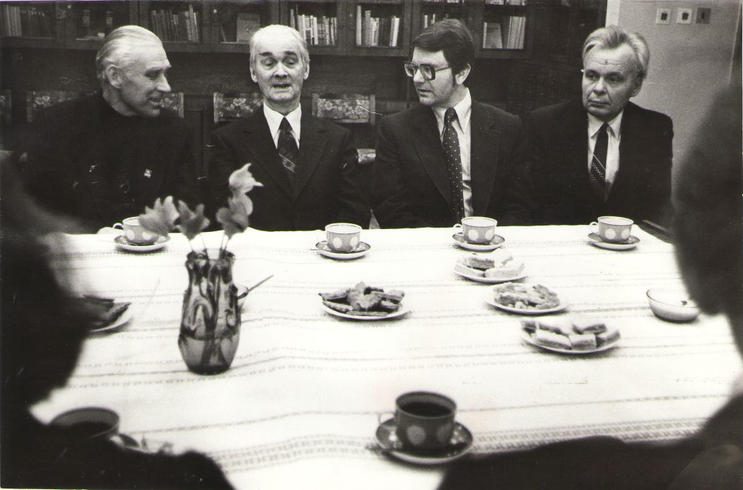 Foto. Teadusnõukogu liikmed. Võru, 1983.