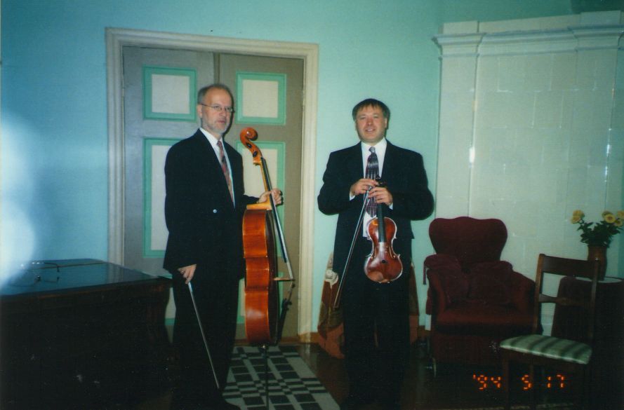 Foto. Kvartetimuusika kontsert Dr. Fr. R. Kreutzwaldi Memoriaalmuuseumis. Võru, 22.09.2002.