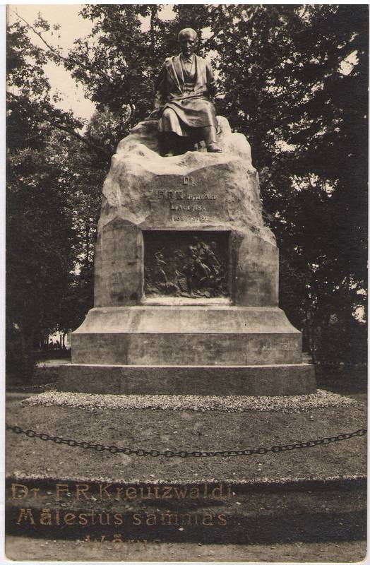 Foto. Fr. R. KREUTZWALDI MÄLESTUSSAMMAS VÕRUS.