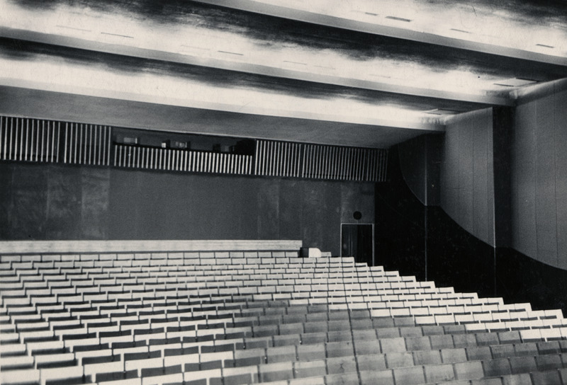 Kino Ekraan Tartus, interjöör: saal. Arhitekt Raul Levroit-Kivi