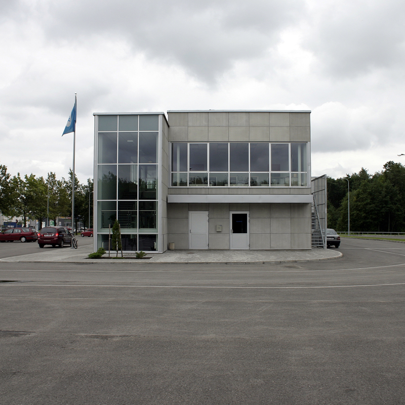 Pärnu ARK (autoregistrikeskus). QP Arhitektid: Tõnu Laigu