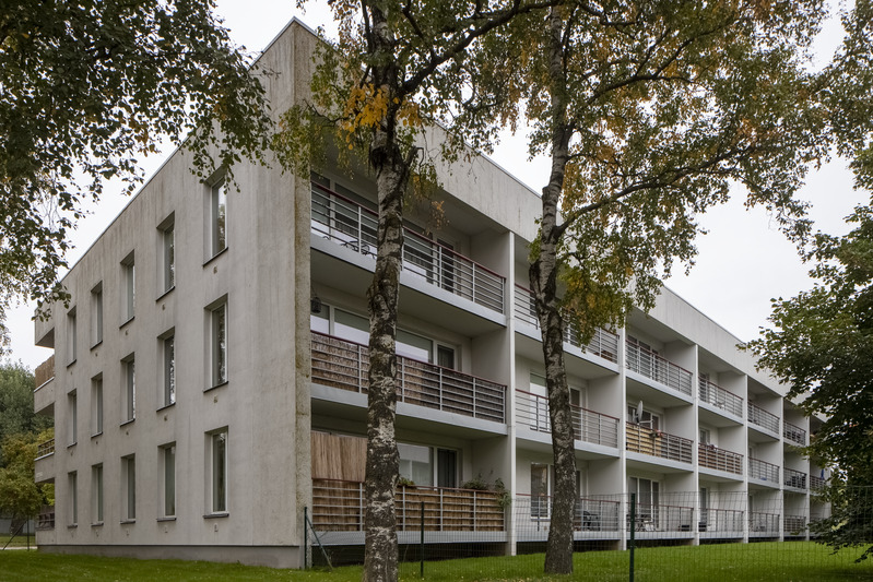 Korterelamu Tartus Põhja pst 15b. Arhitektuuristuudio Siim & Kreis; arhitektid Andres Siim ja Kristel Ausing