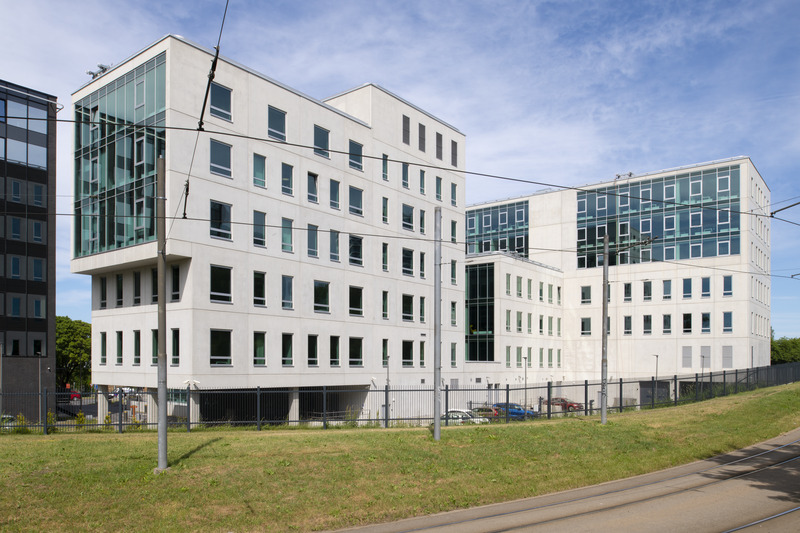 Tallinna uus kohtuhoone / Harju Maakohus. Arhitektuuribüroo Siim & Kreis (autorid Andres Siim ja Kristel Ausing); projekteerija Novarc Group AS (peaarhitekt Lauri Laisaar)