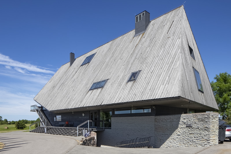 Jõelähtme golfiklubi, Estonian Golf & Country Club. Arhitektuuristuudio Siim & Kreis; arhitekt Andres Siim