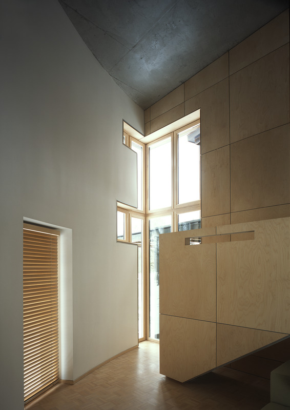 Eramu Tabasalus Tooma tee 12, nn Vaskmaja. Interjöör. Arhitektid Muru & Pere (Urmas Muru ja Peeter Pere)