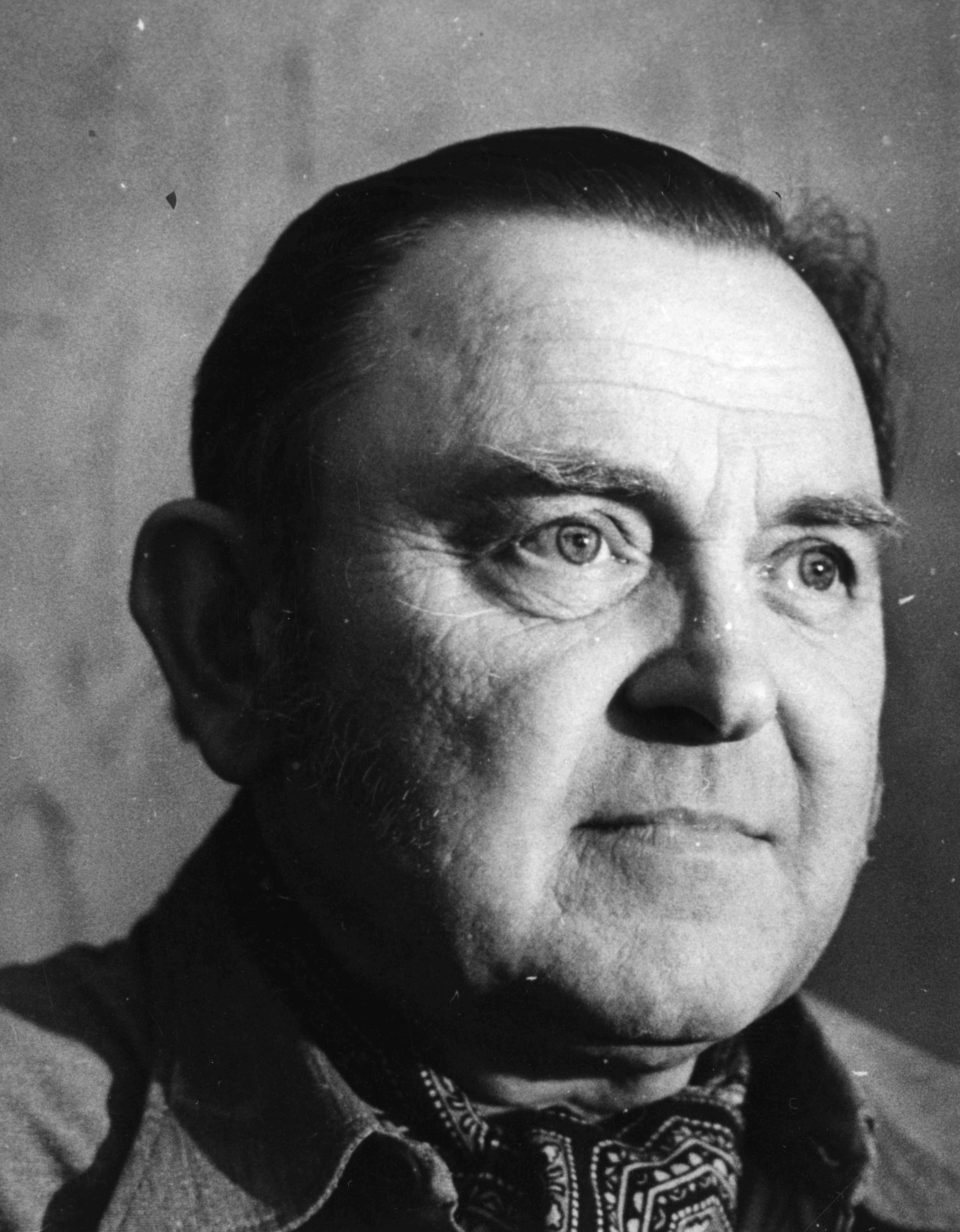 Raamatugraafik ja kirjakunstnik Heino Kersna
