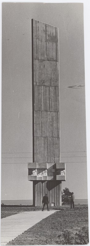 Tehumardi öölahingu monument