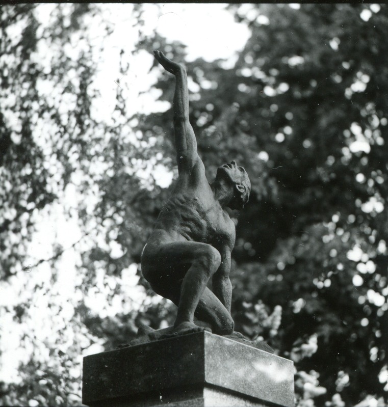 Juhan Raudsepp. 1905. aasta monument Koerus