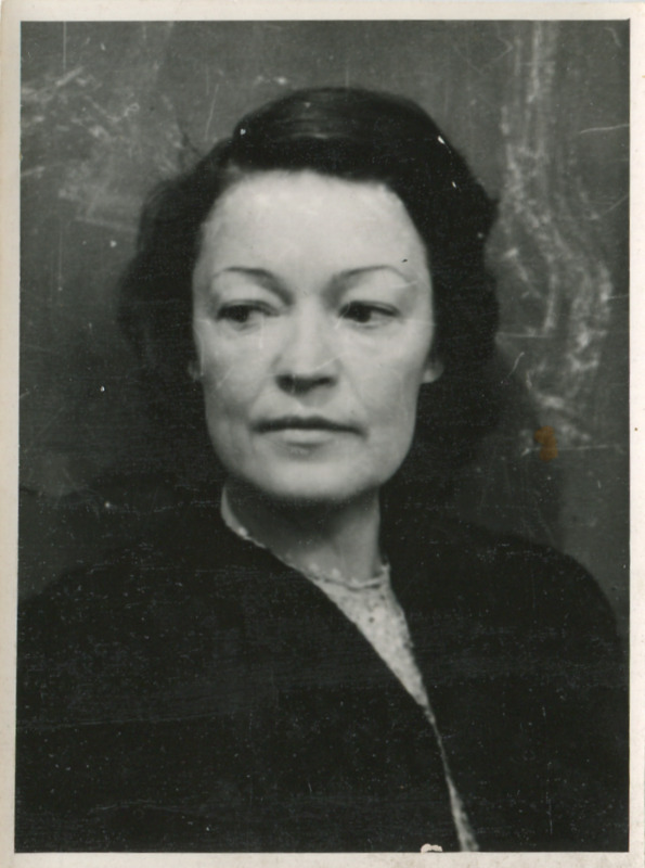Kunstnik Aino Bach