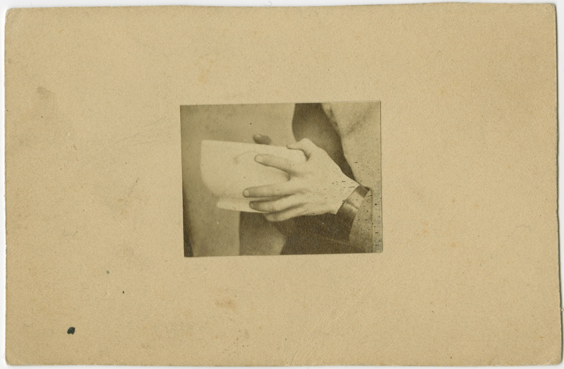 Ahelates käed kausiga