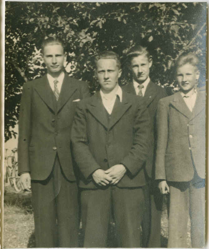 Hugo Hiibus koolipoisina