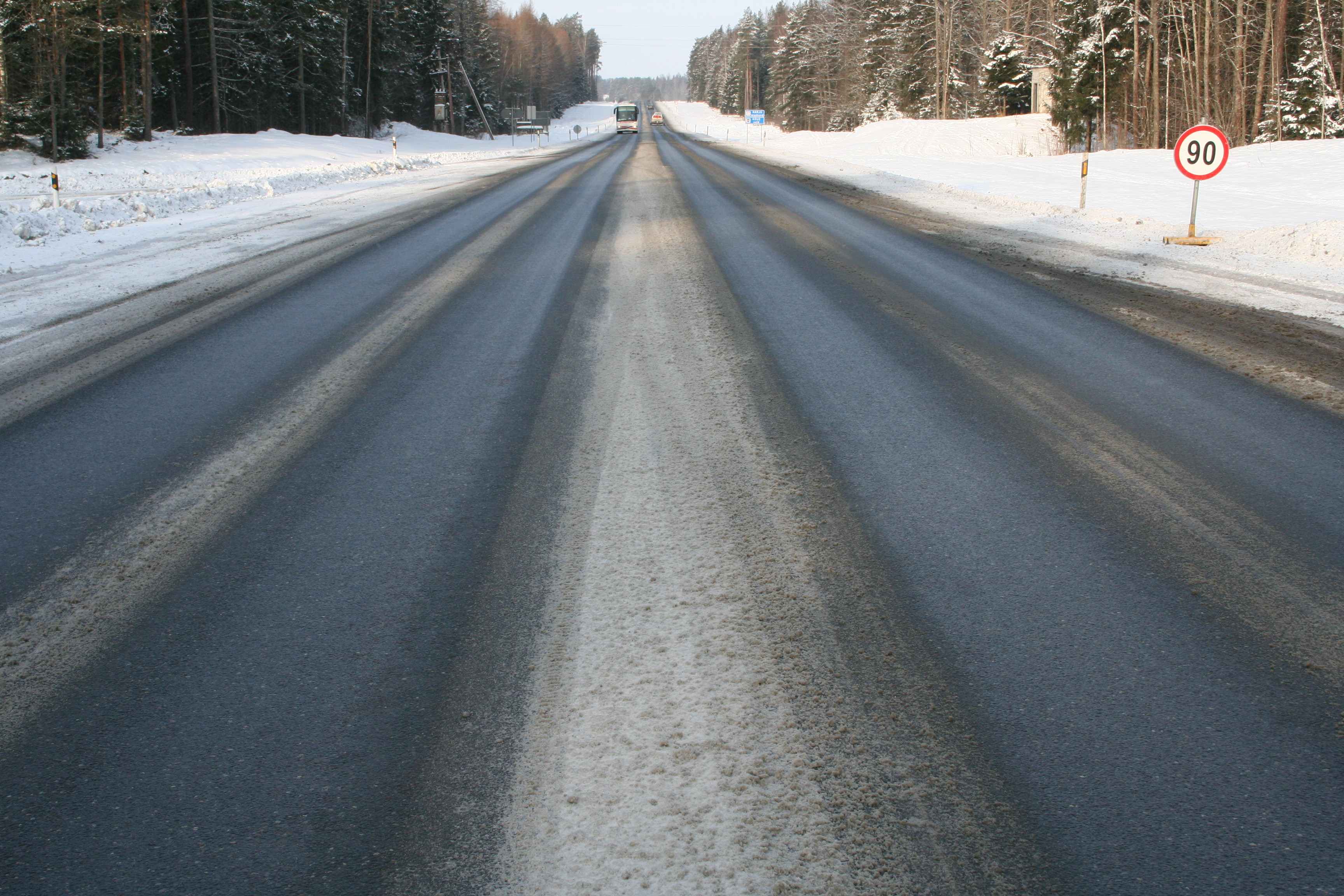 Talvised vaated Tartu maanteele Ussisoos ja Annas 19. veebr 2009