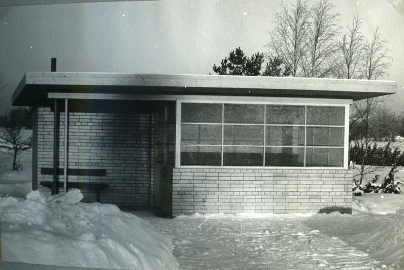 Autobussi ootekoda Saaremaal