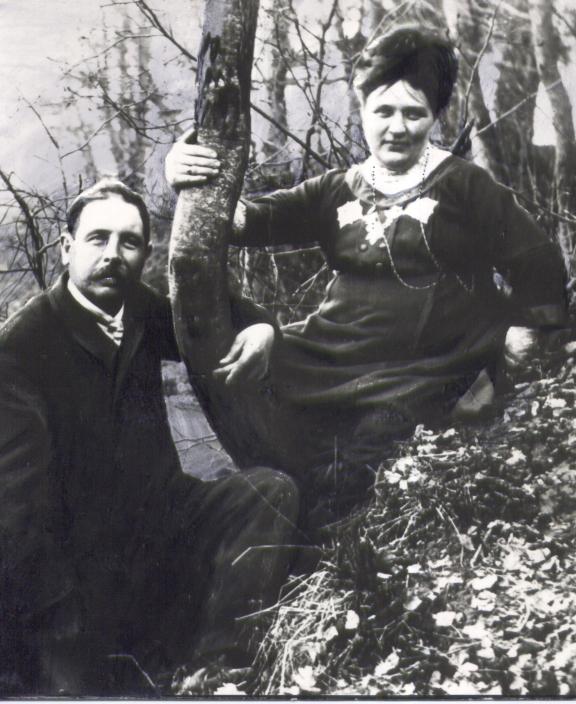 Vastabiellunud Julius ja Lilli Bleimann Kõrbjal 1906.a.