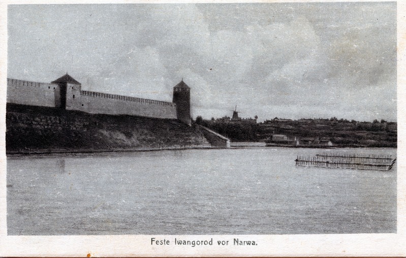 Vaade Ivangorodi kindlusele Narva poolt.