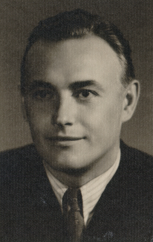 Roland Varik