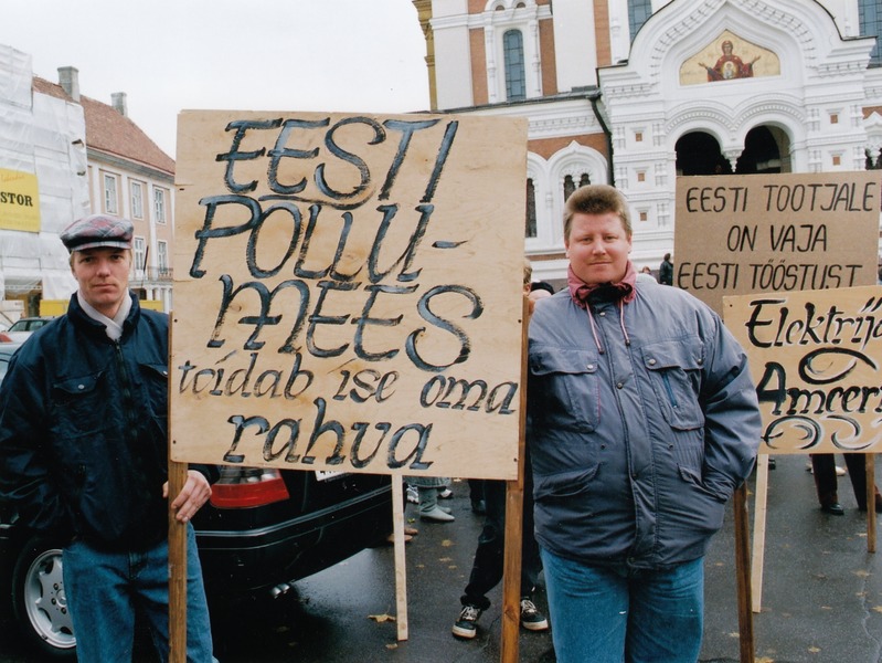 Põllumeeste meeleavaldus Toompeal 13.10.1998.a.