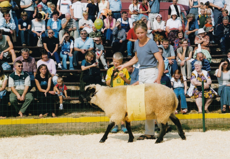 Sügisnäitus ja Tõuloom 2002 Eesti Põllumajandusmuuseumis