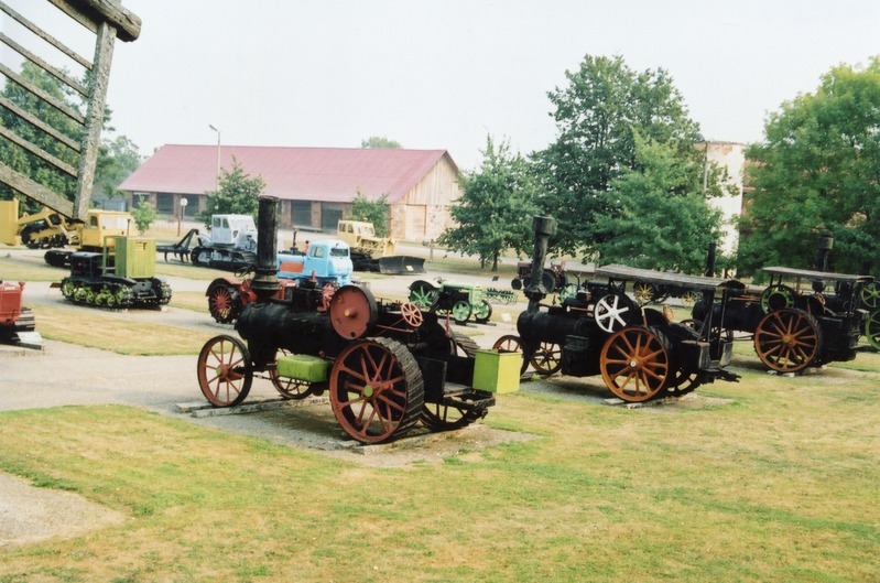 Traktorid Eesti Põllumajandusmuuseumis