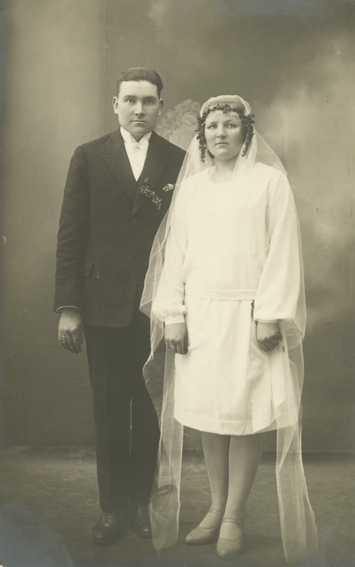 Eduard ja Hilda Leik´i pulmapilt