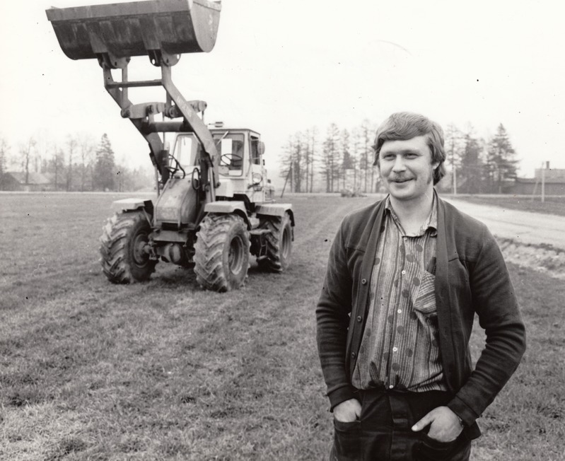 Kuremaa Sovhoostehnikumi traktorist Andi Rääk