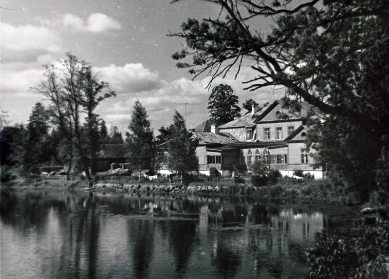 Kuusiku mõisa peahoone