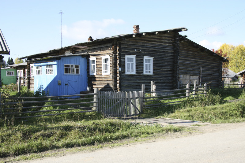 Elumaja Mõjoldino külas
