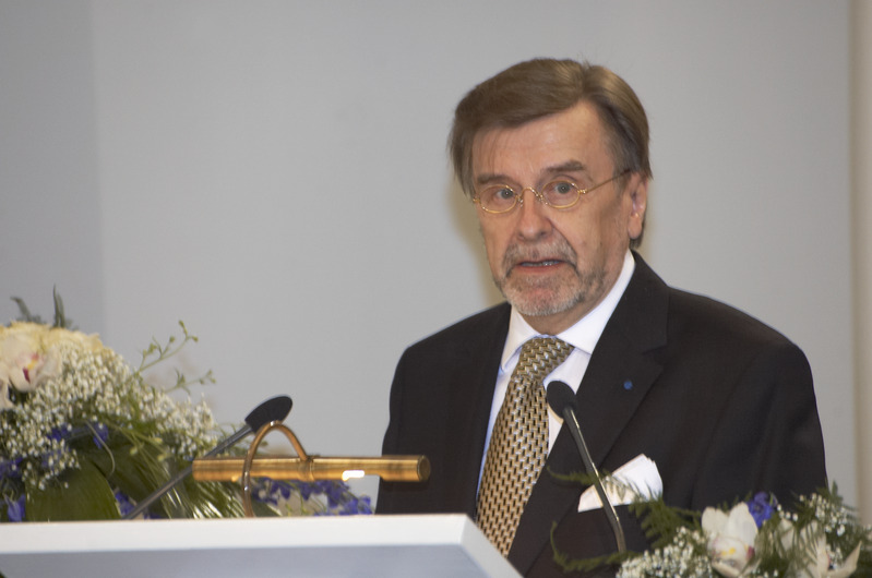 Puldis Tuglase selti juhataja Juhani Salokannel