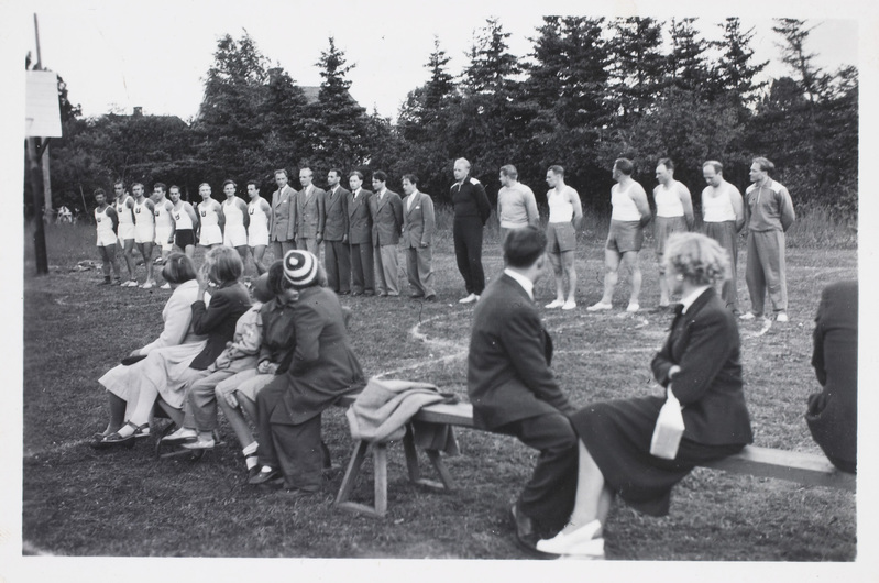 Võrkpallivõistlused Örebro ja Kumla Eesti skaudimeeskondade vahel