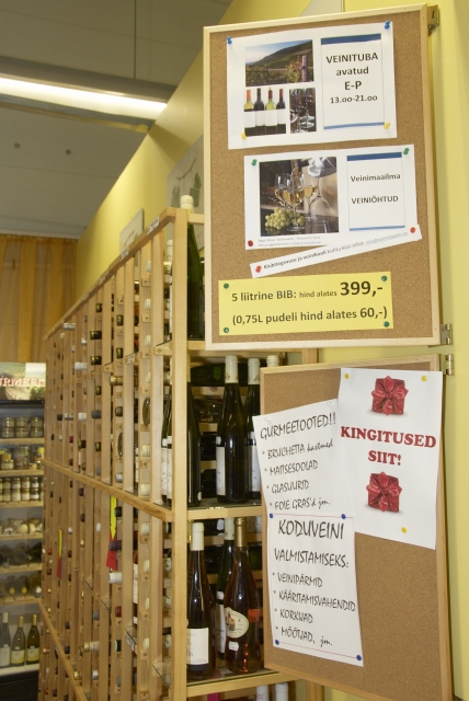 Konsumi veinitoa seinal olevad teated