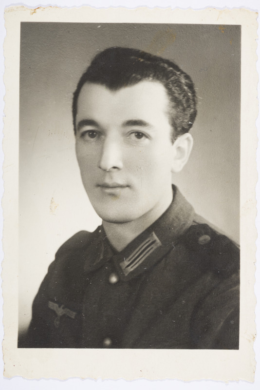 Saksa sõduri Gerhard Völki portree 1942