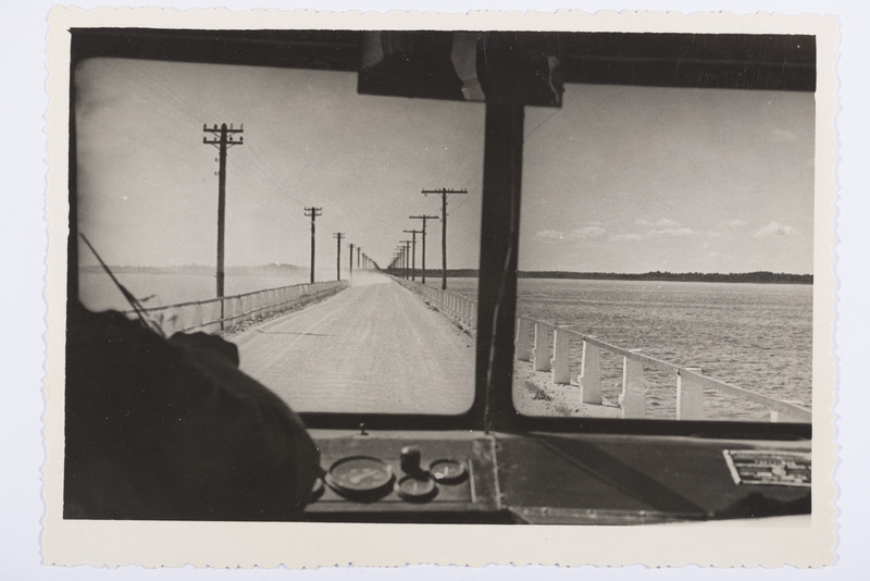 Muhu ja Saaremaad ühendaval muulil