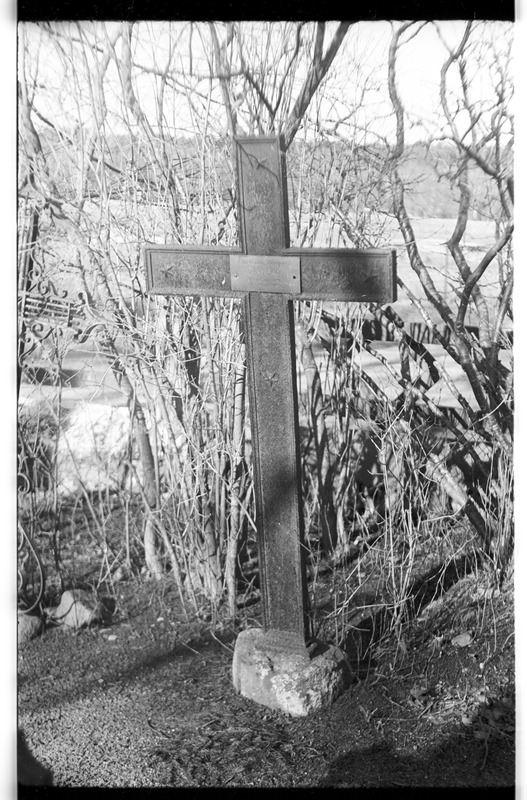 Käsmu kalmistu, metallrist, Johannes Jüriska (1899-1921) hauatähis