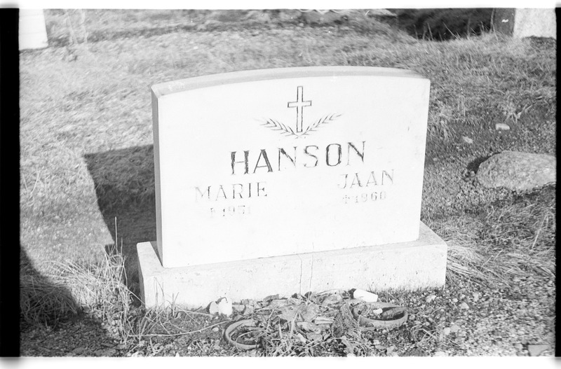 Käsmu kalmistu, Marie Hanson (-1951), Jaan Hanson (-1960) hauatähis
